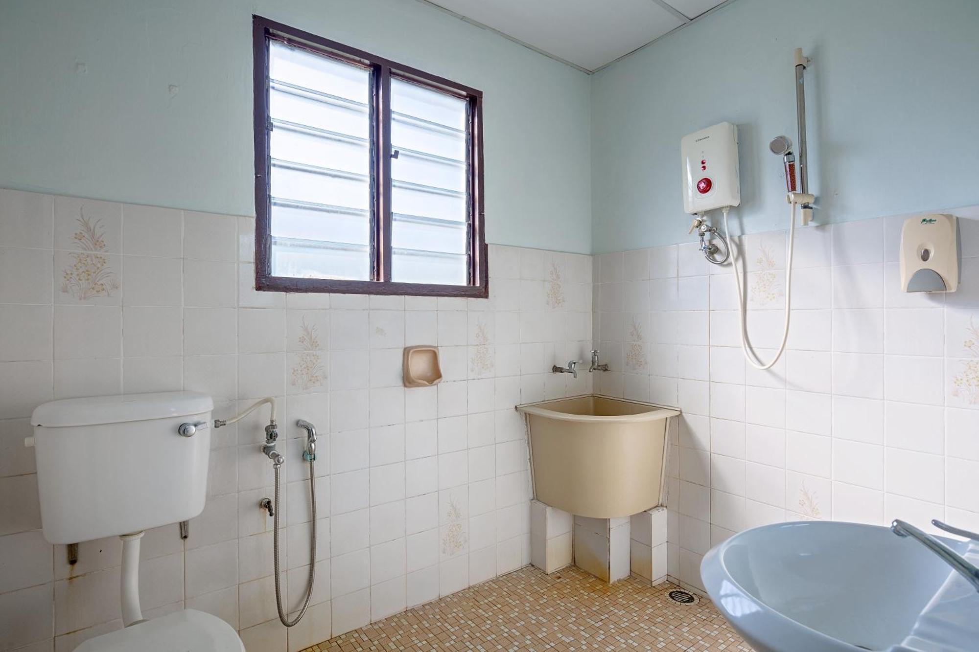 Gaia Hotel Tanjung Bungah  Extérieur photo