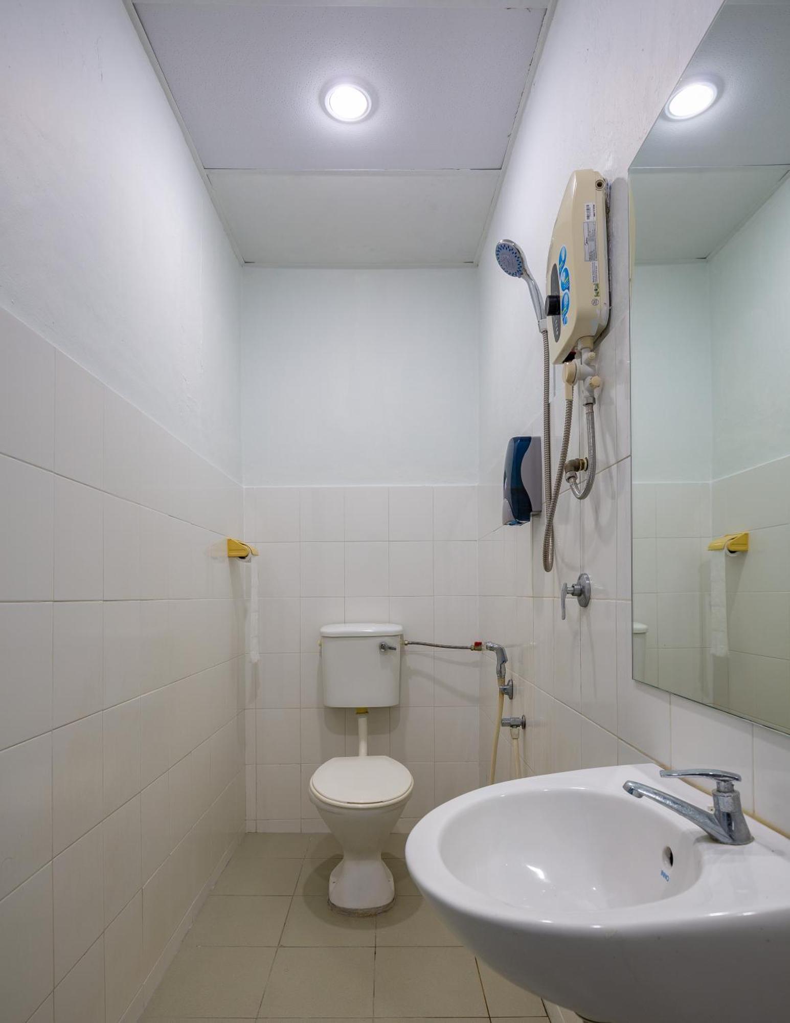 Gaia Hotel Tanjung Bungah  Extérieur photo