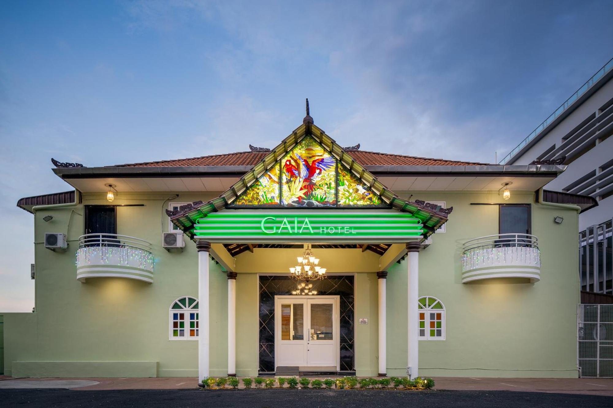 Gaia Hotel Tanjung Bungah  Extérieur photo